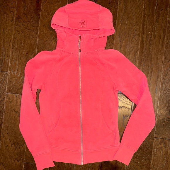 lululemon athletica Tops - Lululemon scuba